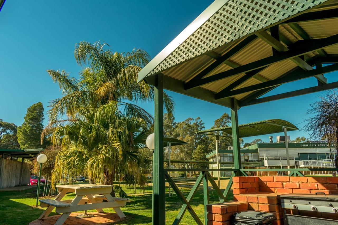 Deniliquin Country Club Motor Inn Екстер'єр фото