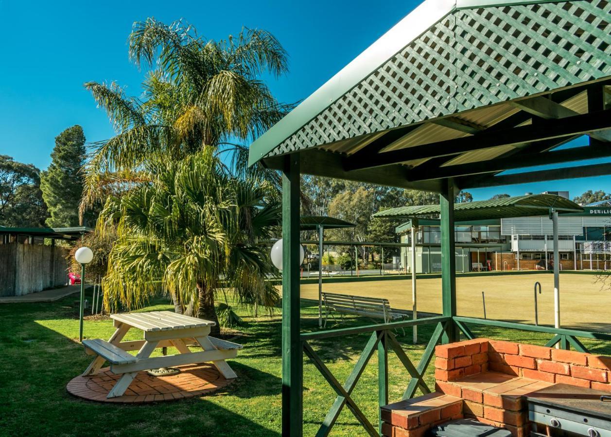 Deniliquin Country Club Motor Inn Екстер'єр фото